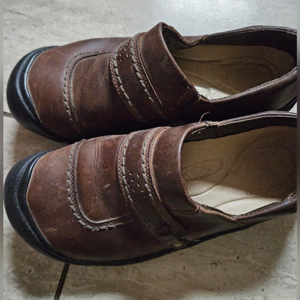 Keen size 8.5 shoes